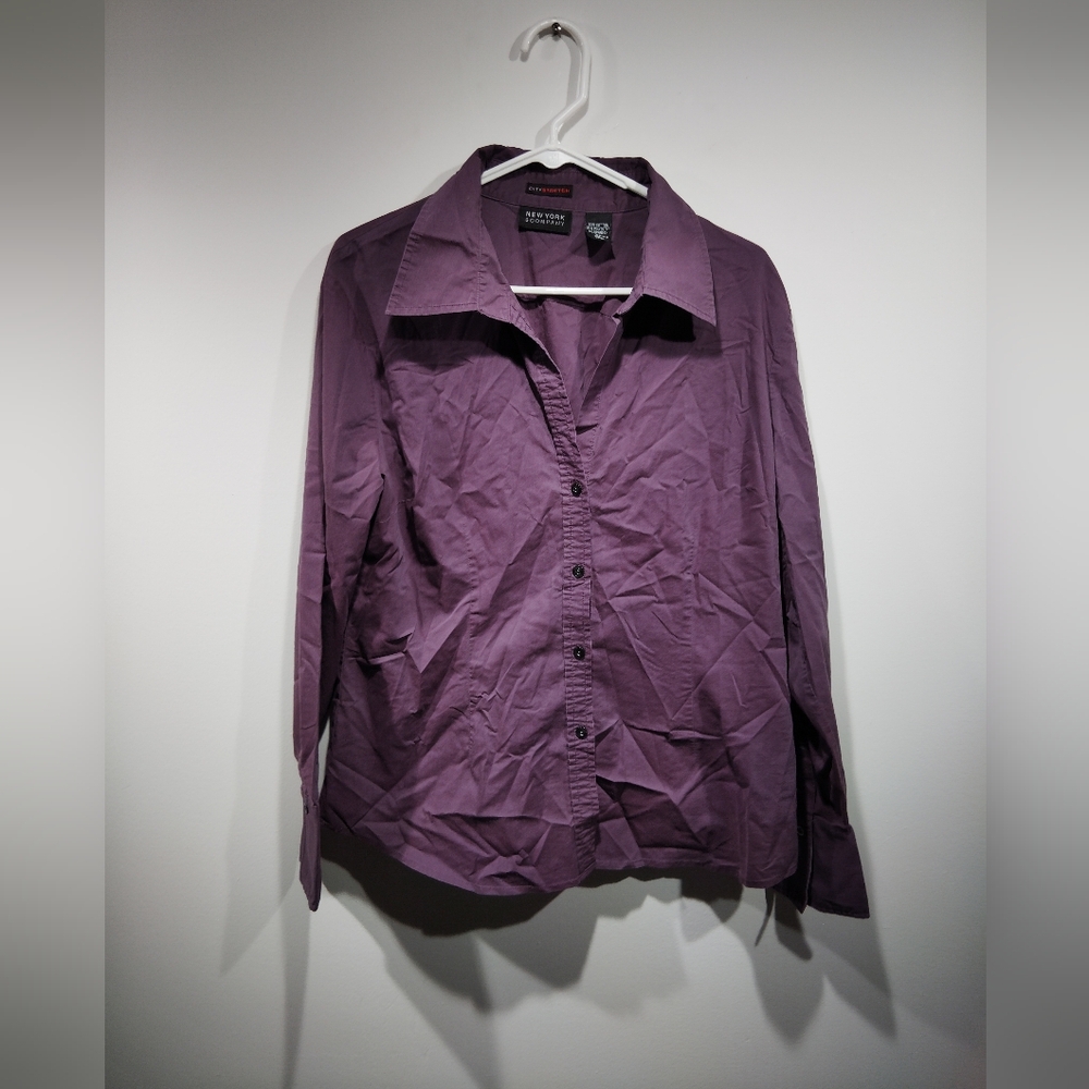 Man's shirt city stretch